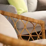 Renovated With Private Courtyard, By Timecooler Apartmán