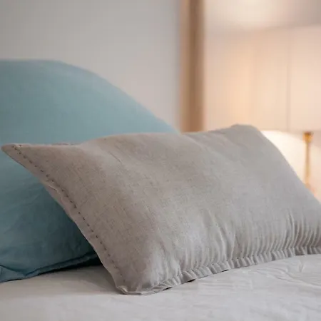 Appartamento Renovated With Private Courtyard, By Timecooler Lisbona