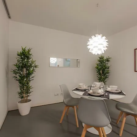 Apartment Renovated With Private Courtyard, By Timecooler *