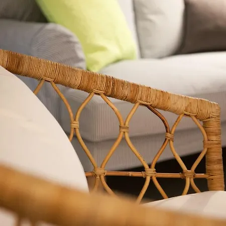 Renovated With Private Courtyard, By Timecooler Апартаменты